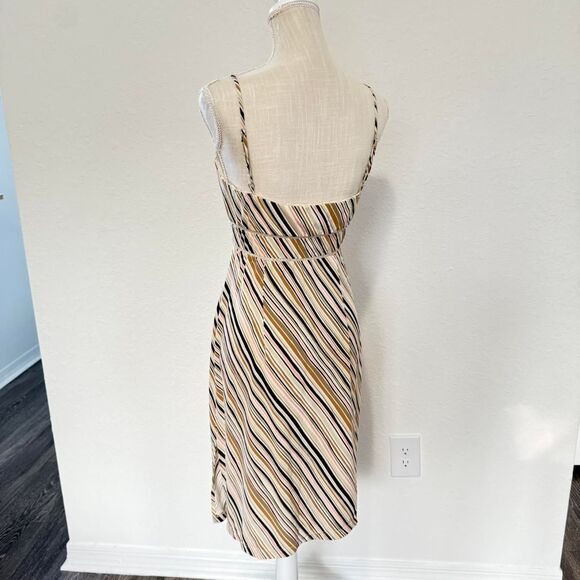 BCBGMAXAZRIA striped midi dress - Picture 2 of 6